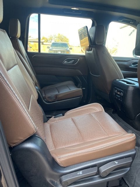 2023 Chevrolet Suburban High Country