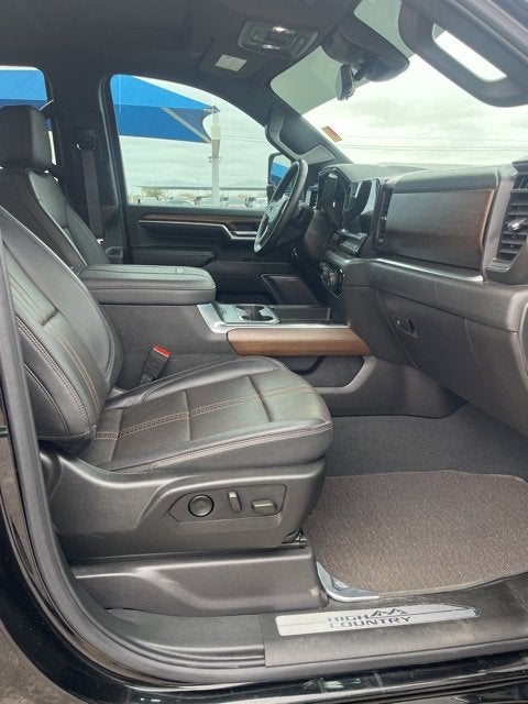 2024 Chevrolet Silverado 3500 HD High Country