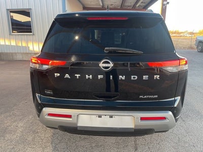 2022 Nissan Pathfinder Platinum