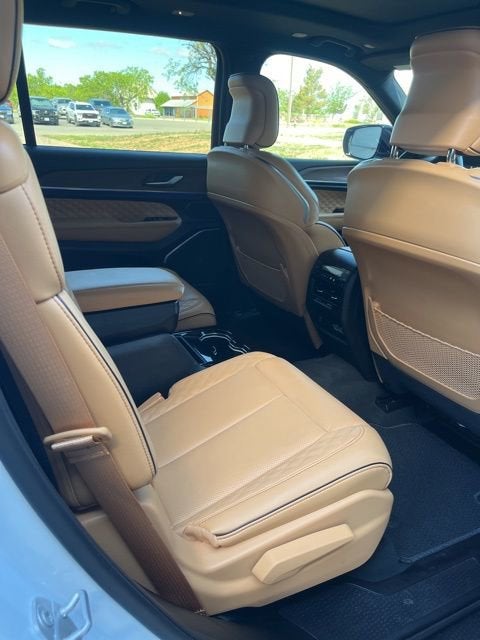 2025 Jeep Grand Cherokee L Summit