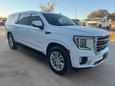 2023 GMC Yukon XL SLT