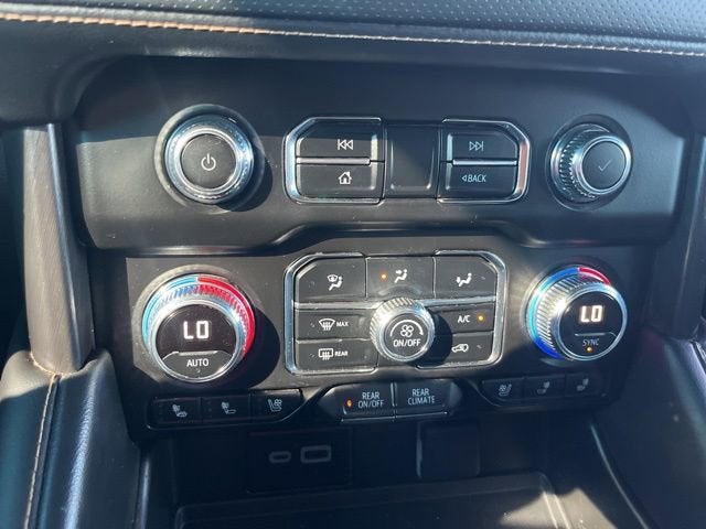 2024 GMC Yukon AT4