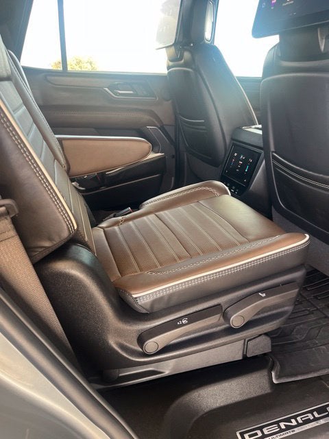 2025 GMC Yukon Denali Ultimate