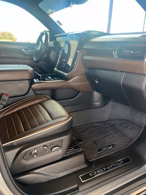 2025 GMC Yukon Denali Ultimate
