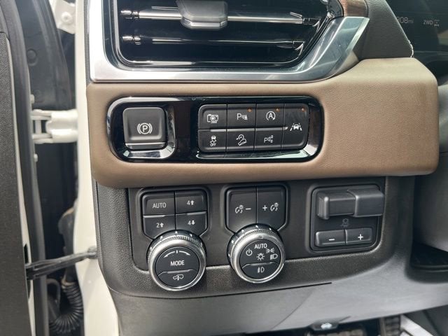 2025 GMC Yukon XL Denali Ultimate