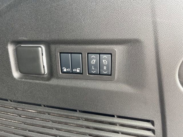 2025 GMC Yukon XL Denali Ultimate