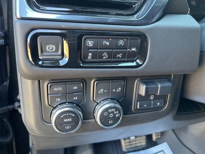 2025 GMC Yukon XL AT4 Ultimate