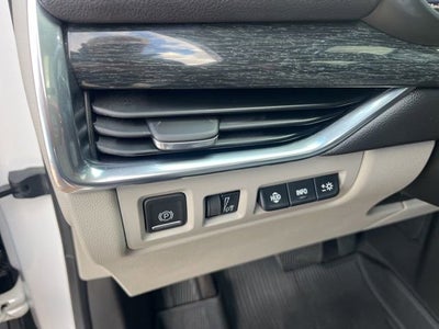 2020 Cadillac XT4 FWD Premium Luxury