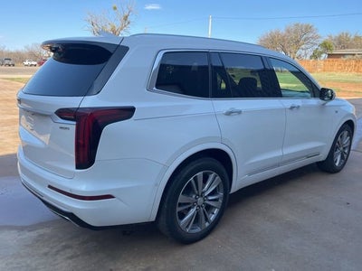 2025 Cadillac XT6 Premium Luxury