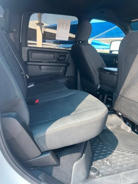 2025 RAM 2500 Tradesman Crew Cab 4x4 6'4" Box