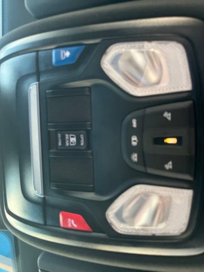 2025 RAM 2500 Tradesman Crew Cab 4x4 6'4" Box