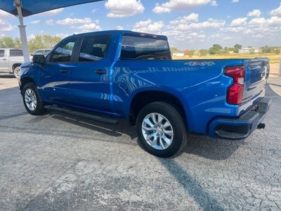 2022 Chevrolet Silverado 1500 Custom