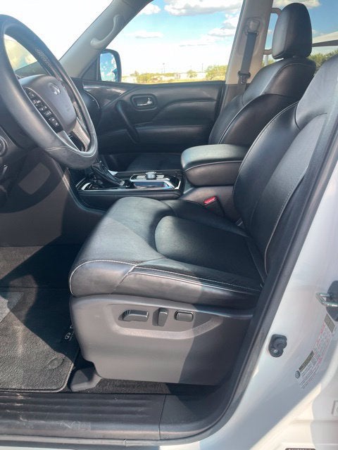2024 INFINITI QX80 LUXE AWD