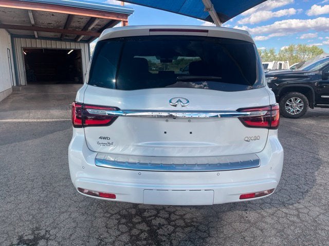2024 INFINITI QX80 LUXE AWD