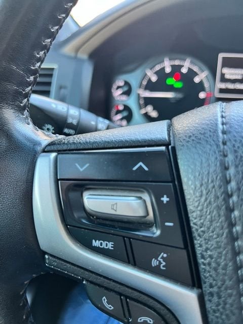 2019 Toyota Land Cruiser Base