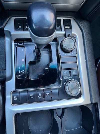 2019 Toyota Land Cruiser Base