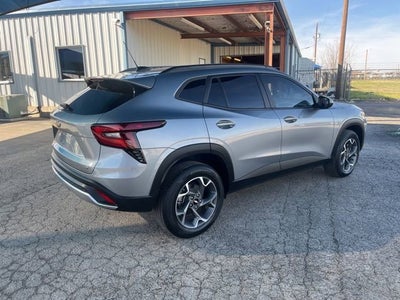 2024 Chevrolet Trax LT